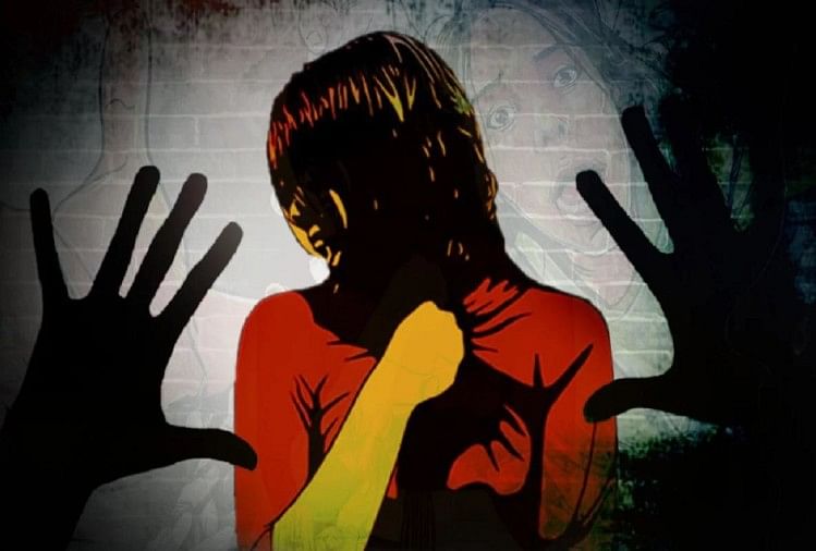Pemerkosaan Geng Seorang Remaja Yang Keluar Untuk Buang Air Besar Di Malam Hari Di Sonebhadra
