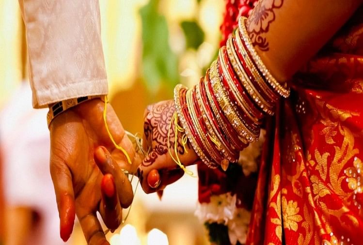 Madhya Pradesh: Wanita Menikah Untuk Kedua Kalinya Tanpa Bercerai Dari Suami Pertama;  Permohonan Suami Pertama Kepada Polisi – Kembalikan Istriku  Suami pertama memberi tahu polisi – dapatkan istri saya kembali