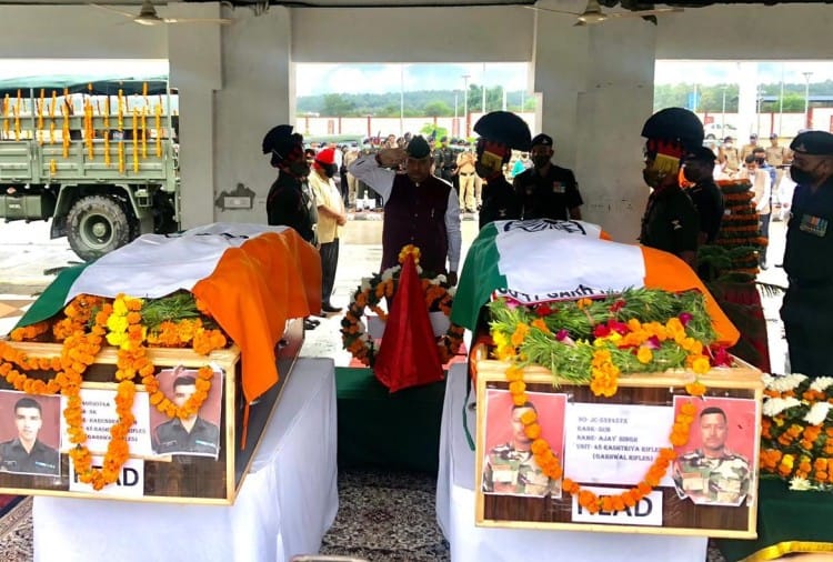 शहीद सूबेदार अजय सिंह रौतेला का पार्थिव शरीर पहुंचा जौलीग्रांट