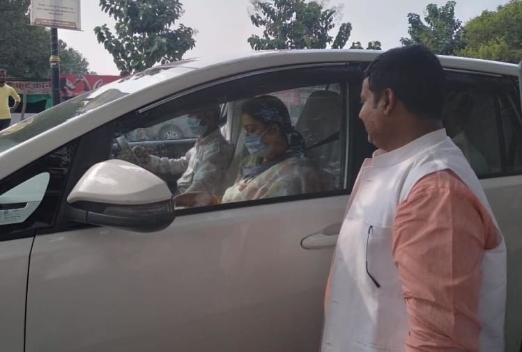 केन्द्रीय मन्त्री स्मृति इरानी