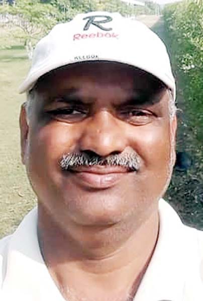 रामलड़ैते श्रीवास, अधिवक्ता, निवासी खुटार