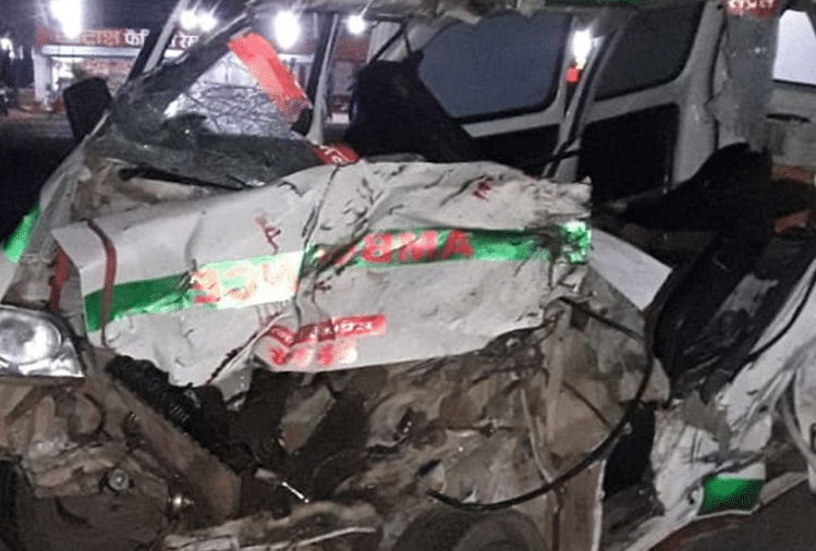 Kecelakaan Jalan Di Jabalpur: Janani Express menabrak truk yang mogok, tiga termasuk pengemudi tewas, wanita hamil cedera