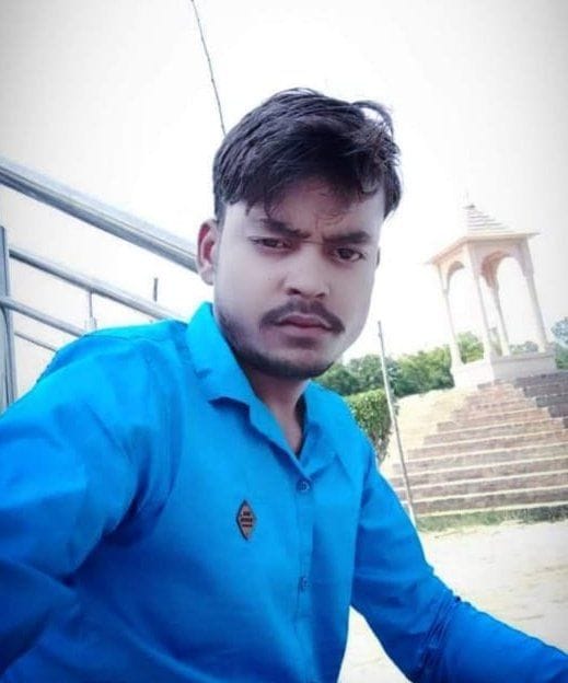 सड़क हादसे में मृत संदीप कुमार। फाइल फोटो सड़क हादसे में मृत संदीप कुमार। फाइल फोटो