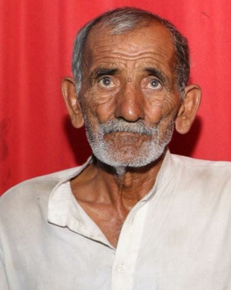 76-year-old man who went to graze buffalo was brutally beaten to death with sticks, dead body found in cane field 76-year-old man who went to graze buffalo was brutally beaten to death with sticks, dead body found in cane field