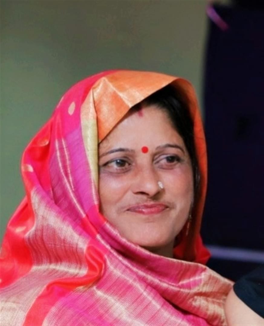 हाथरस : बरवाना की मनोरमा उपाध्याय का फाइल फोटो। संवाद हाथरस : बरवाना की मनोरमा उपाध्याय का फाइल फोटो। संवाद