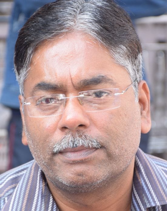 बृजमोहन, बर्तन व्यापारी। बृजमोहन, बर्तन व्यापारी।