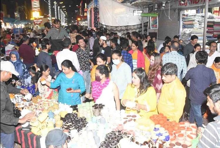 धनतेरस पर कानपुर के बाजारों में हुई जमकर खरीदारी