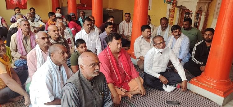 Menyaksikan Siaran Langsung Program Ibadah Darshan Di Kedarnath Dham Perdana Menteri
