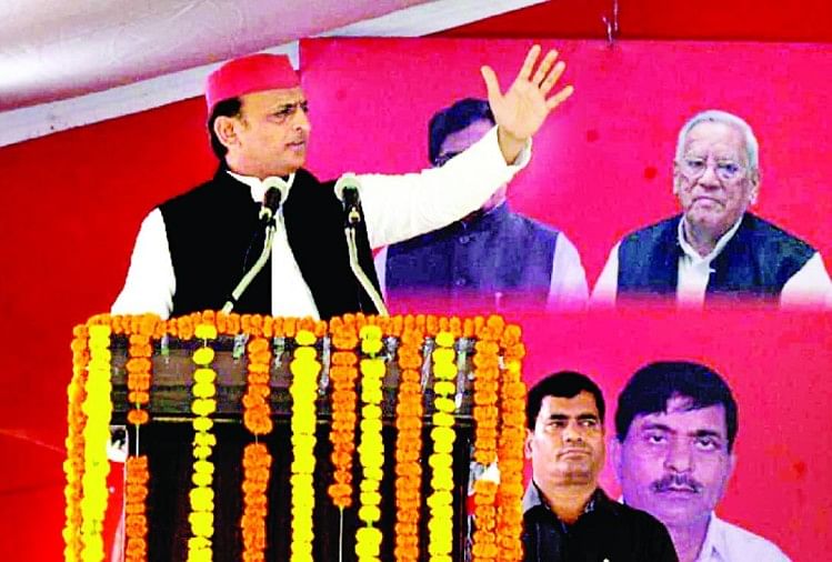 सपा अध्यक्ष अखिलेश यादव।