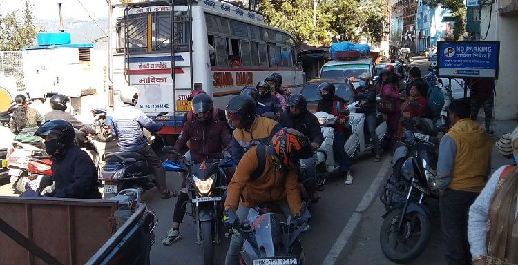 Mangga macet di kota setelah festival Jam In Almora – Mangga macet di kota setelah festival