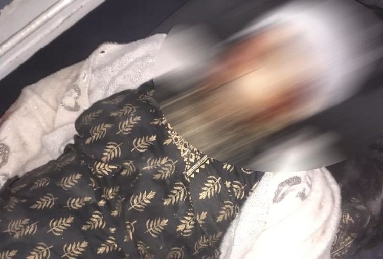 Kecelakaan di Badrinath Dham: Mobil tak terkendali menabrak jemaah haji, meninggal di tempat Kecelakaan Di Badrinath Dham: Wanita Meninggal Dalam Kecelakaan