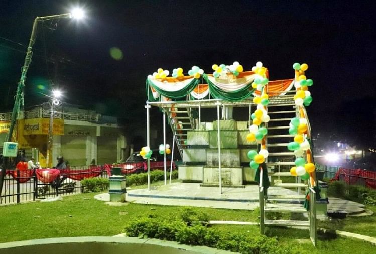 मेरठ सजा चौराहा।