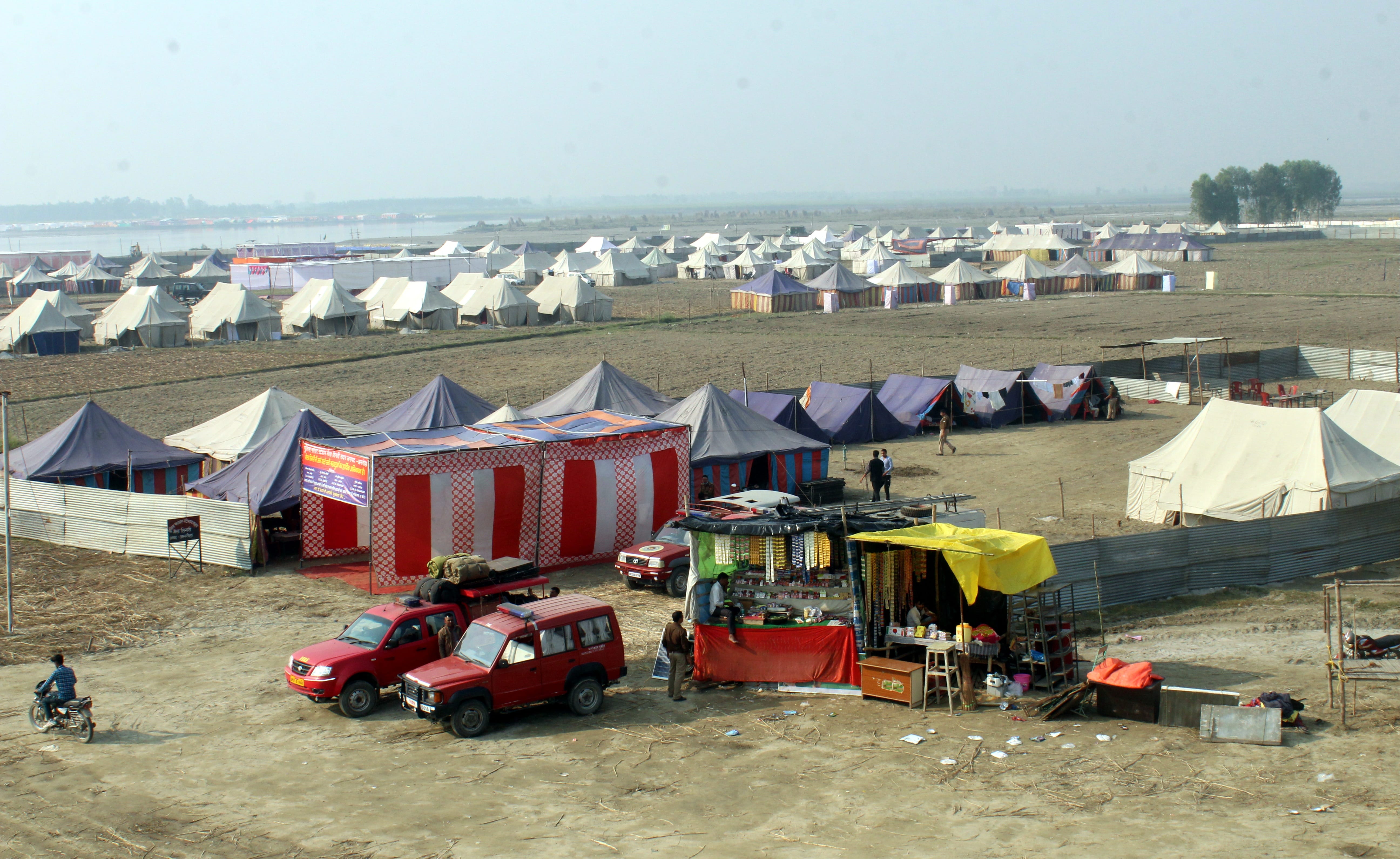 तिगरी धाम मेले का नजारा। तिगरी धाम मेले का नजारा।