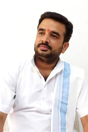 आचार्य अमित भारद्घाज