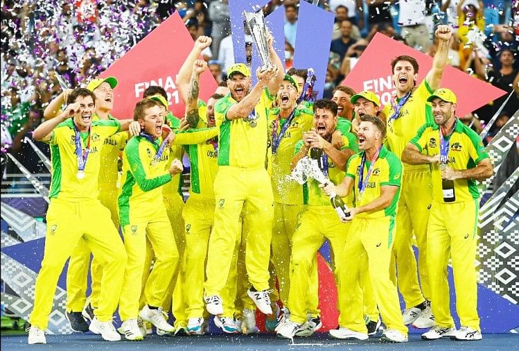टी-20 विश्व कप 2021 की चैंपियन ऑस्ट्रेलियाई टीम