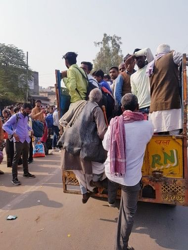 Rahasia Gangster Di Jalan Agra, Bus Terkontrak Terkesiap