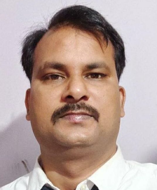 फोटो-20-जिला समन्वयक बालिका शिक्षा अविनाश पांडे। संवाद