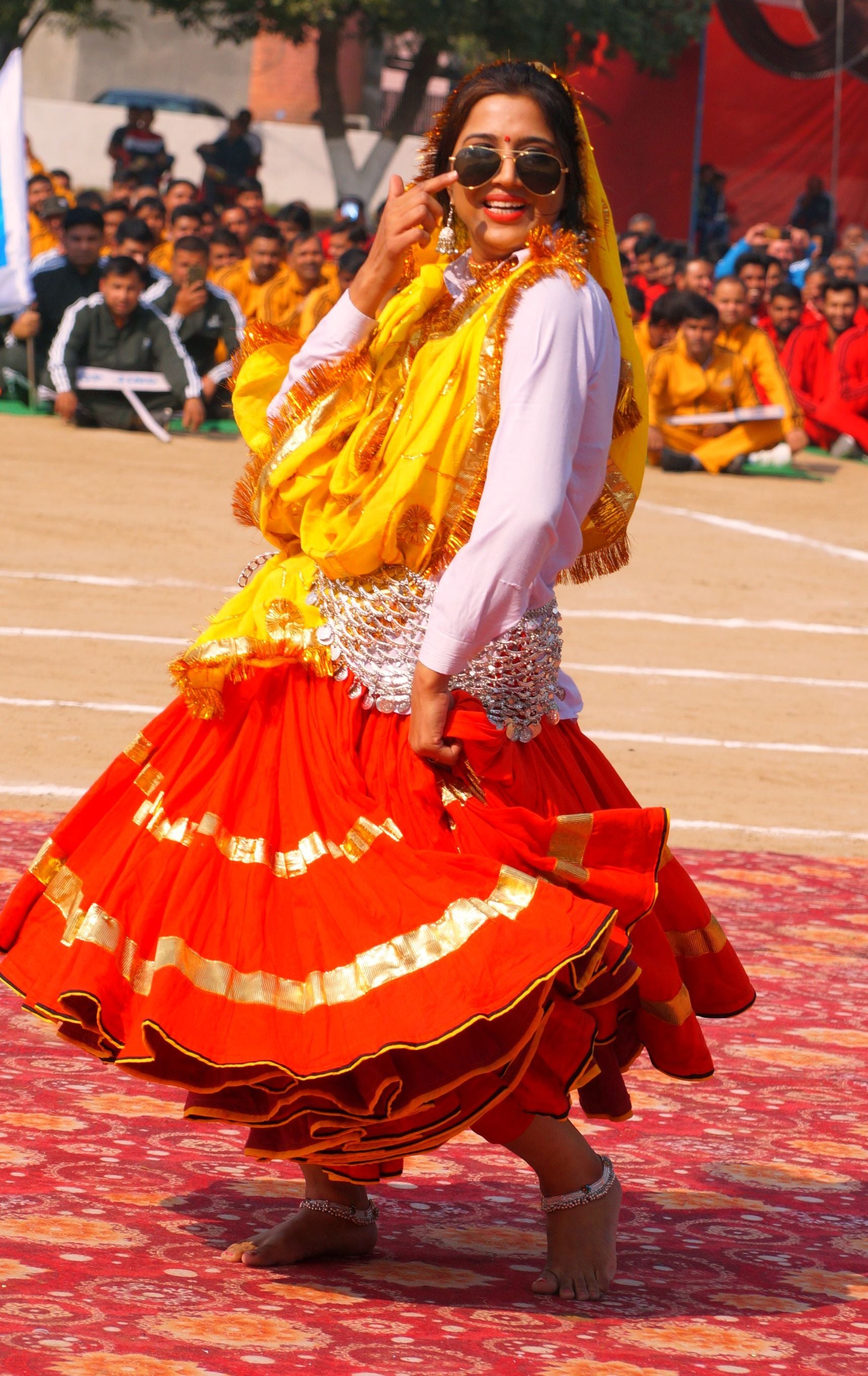 दक्षिण हरियाणा बिजली वितरण निगम की 11वीं अंतर सर्कल खेलकूद प्रतियोगिता के मौके पर तेनु काला चश्मा दक्षिण हरियाणा बिजली वितरण निगम की 11वीं अंतर सर्कल खेलकूद प्रतियोगिता के मौके पर तेनु काला चश्मा