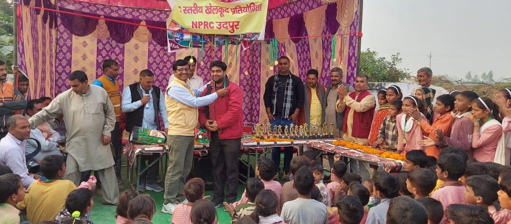 झिंझाना क्षेत्र के गांव उदपुर में वार्षिक खेलकूद प्रतियोगिता में सम्मानित शिक्षक झिंझाना क्षेत्र के गांव उदपुर में वार्षिक खेलकूद प्रतियोगिता में सम्मानित शिक्षक