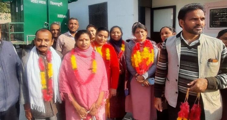 Shalini Goswami terpilih sebagai presiden Mahapanchayat Amb Shalini Goswami Terpilih sebagai Presiden Mahapanchayat Amb