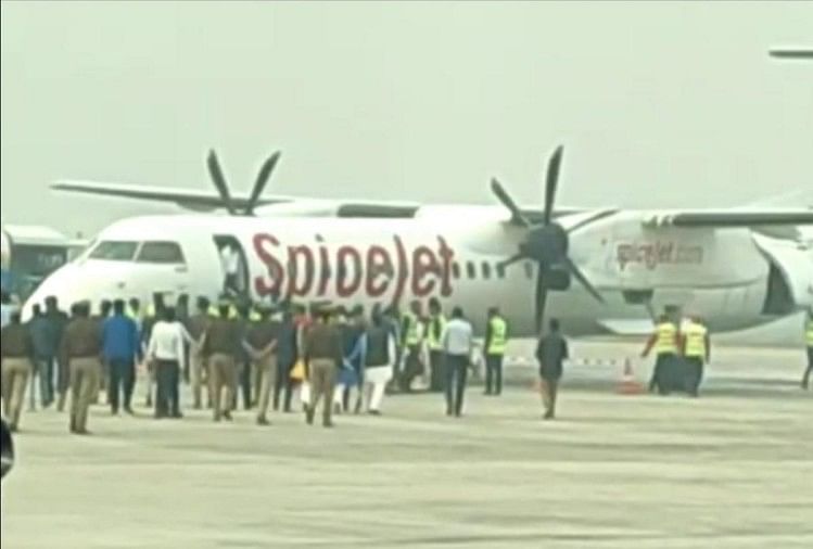 L’aéroport international de Kushinagar va commencer les vols intérieurs aujourd’hui Le premier avion a atterri avec 75 passagers – Photos : le premier avion a atterri à l’aéroport de Kushinagar avec 75 passagers, salut sur l’eau donné