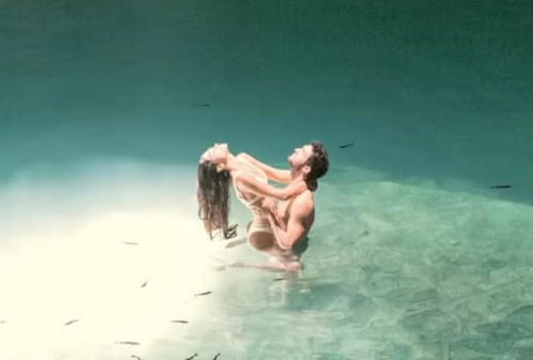 मंगेतर के साथ अलाना