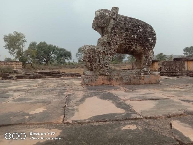 Les temples de Chandpur-jahajpur, construits aux IXe et XIIe siècles, perdent leur existence