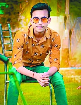 आशीष (फाइल फोटो) आशीष (फाइल फोटो)