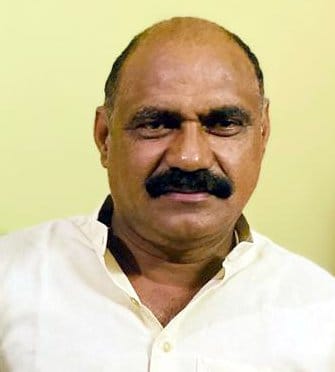 गांव भैंसवाल निवासी किसान सुनील पंवार।