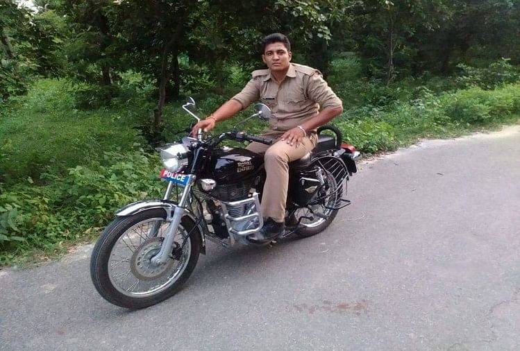 Un policier meurt dans un accident de la route Firozabad Hindi News – Firozabad: un policier décède dans un accident de la route