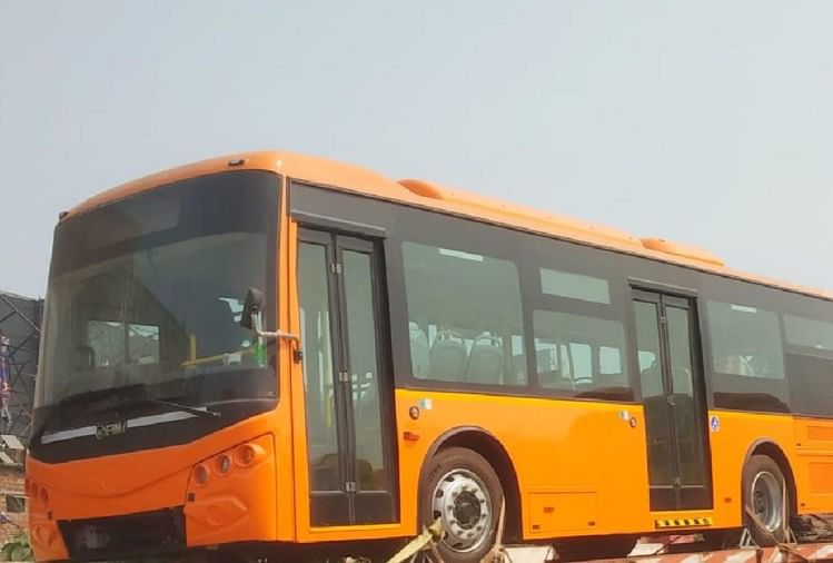 Les bus électriques commenceront à circuler à Mathura à partir de mardi – Bonne nouvelle : les bus électriques circuleront à Mathura à partir d’aujourd’hui, le ministre en chef Yogi montrera le signal vert de Lucknow