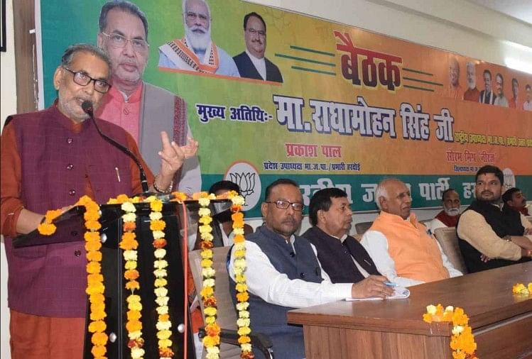 Le vice-président national du BJP, Radha Mohan Singh, a déclaré que Yogi avait fait l’Uttar Pradesh