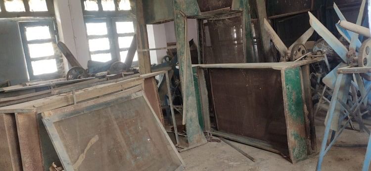 Auraiya News – La maison de repos des fermiers de Galla Mandi transformée en ordure