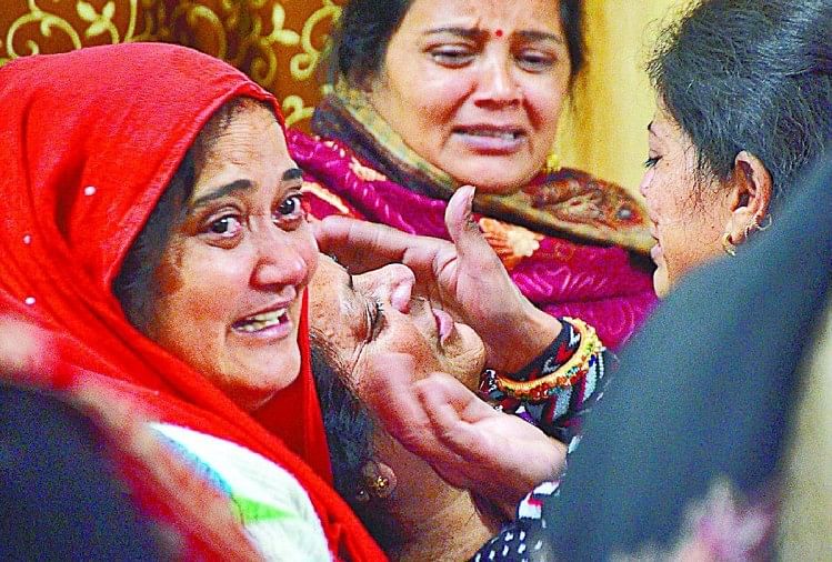Helicopter Crash News: Prithvi Singh, commandant de l’escadre martyre, pleurant son fils à Agra