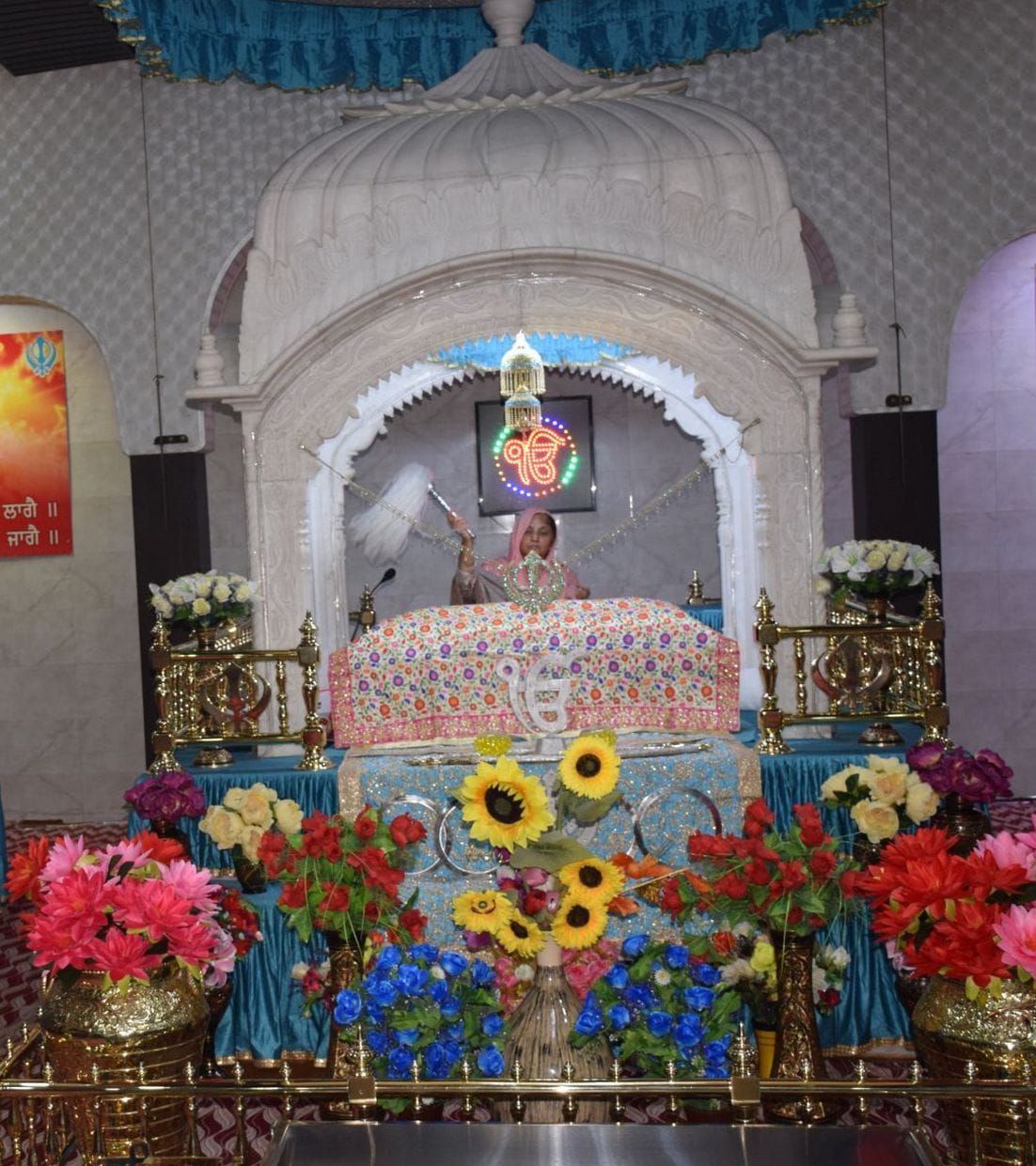 रुद्रपुर के आदर्श कालोनी गुरुद्वारे में सजा धार्मिक दीवान। रुद्रपुर के आदर्श कालोनी गुरुद्वारे में सजा धार्मिक दीवान।
