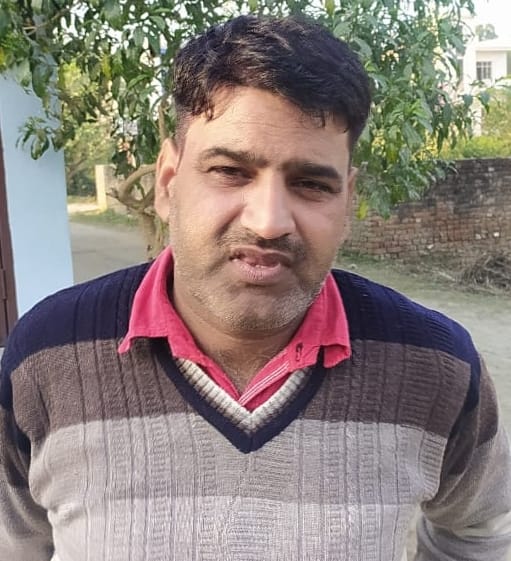 बिजनौर में शांतिनगर कालोनी के मनोज कुमार रहवाल।