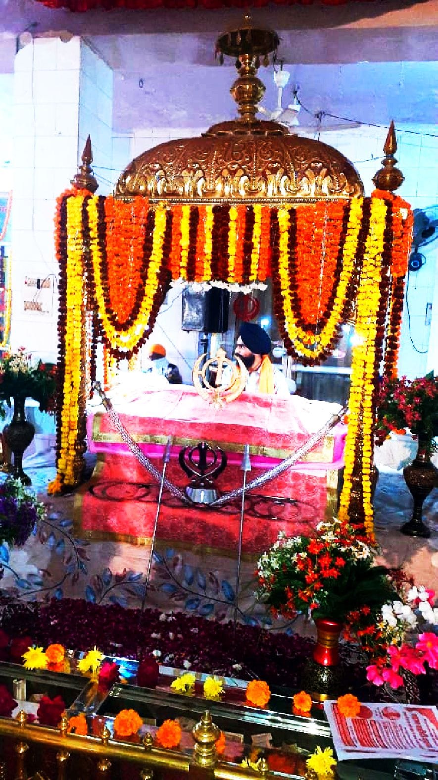 शाहजहांपुर में श्रीगुरु तेग बहादुर महाराज के शहीदी पर्व रामनगर गुरुद्वारा में सजाया गया गुरुगं?