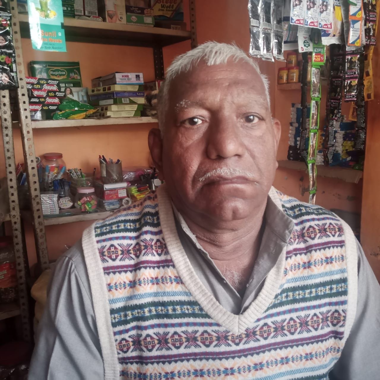 ओमप्रकाश, पूर्व सैनिक। ओमप्रकाश, पूर्व सैनिक।