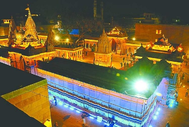 Kashi Vishwanath Dham Amazing Shade In Bright Light Decoration See View In  Pictures - काशी विश्वनाथ धाम की अद्भुत छटा: सतरंगी रोशनी से नहाया बाबा का  दरबार, तस्वीरों में देखें ...