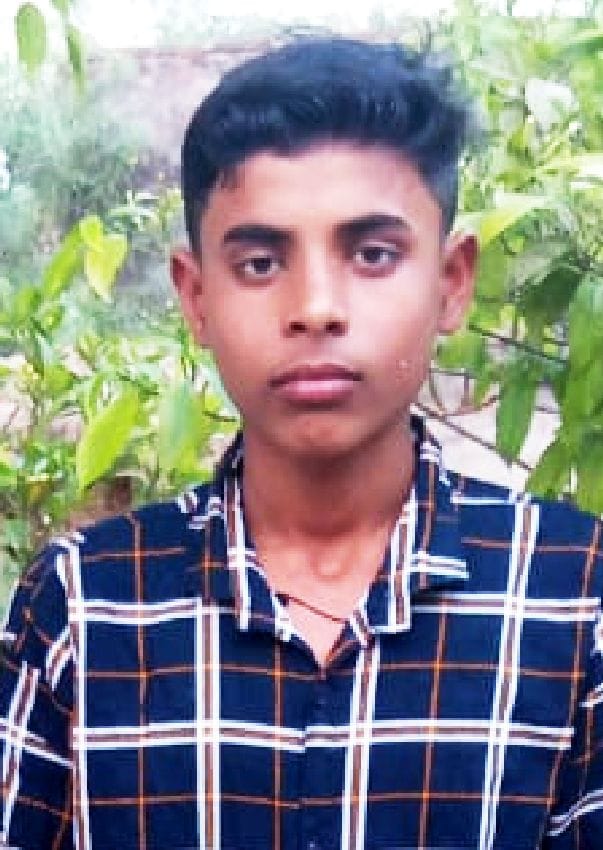 शाहजहांपुर। गिरजाशंकर का फाइल फोटो (करंट से मां-बेटे की मौत) शाहजहांपुर। गिरजाशंकर का फाइल फोटो (करंट से मां-बेटे की मौत)