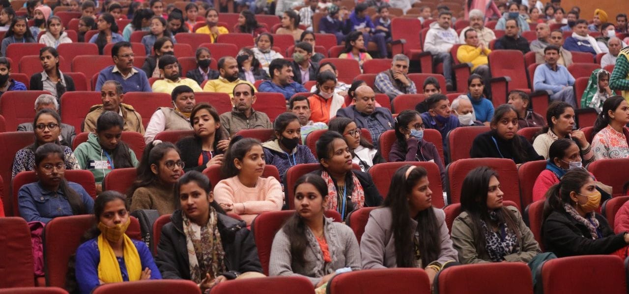 पानीपत। कार्यक्रम के दौरान मौजूद लोग। पानीपत। कार्यक्रम के दौरान मौजूद लोग।