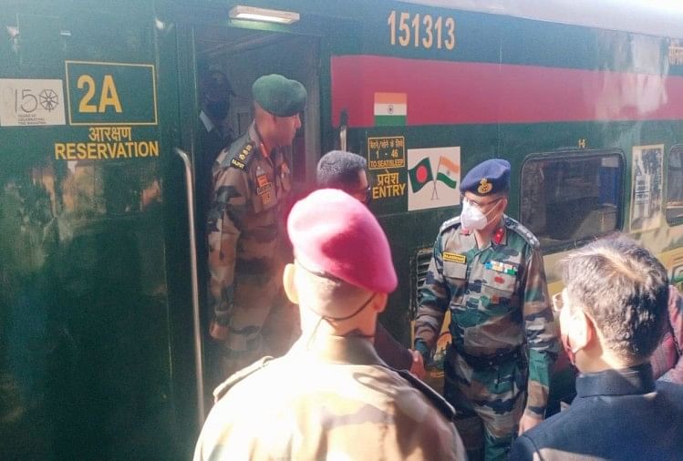 Train spécial circulant lors de l’année de la victoire en or Les soldats indiens impliqués dans la guerre de 1971 viendront d’Agra