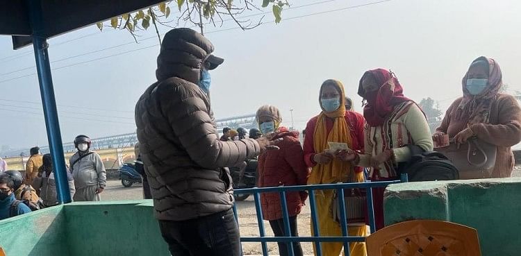 Tes Covid Di Perbatasan Banbasa – Pada hari Sabtu, tujuh warga Nepal terinfeksi corona
