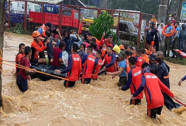 Typhoon Rai Death Toll In Philippines Nearing 100 - Typhoon Rai In Philippines: फिलीपींस में तूफान राय ने मचाई तबाही, मरने वालों की संख्या 100 के करीब पहुंची - Amar Ujala Hindi News Live