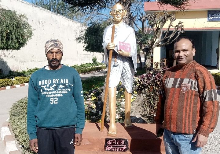 Stigma Pembunuhan Di Dahi, Patung Diukir Oleh Pendeta Non-kekerasan