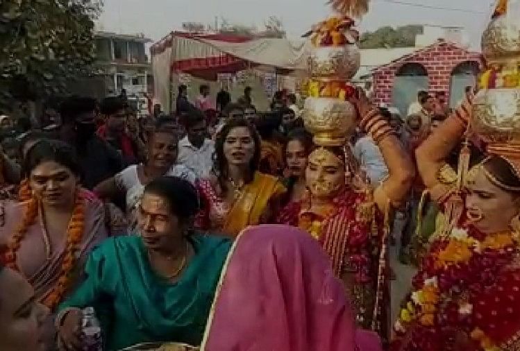 Chhatarpur: Demi Kebahagiaan Rakyat, Kalash Yatra Kasim Keluar Di Kota Untuk Pertama Kalinya, Orang Menyambutnya