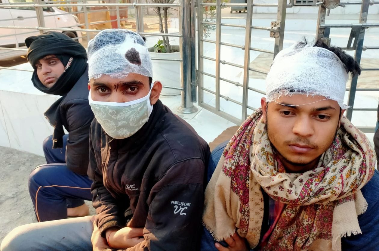घायल लखमी पक्ष के लोग संवाद घायल लखमी पक्ष के लोग संवाद