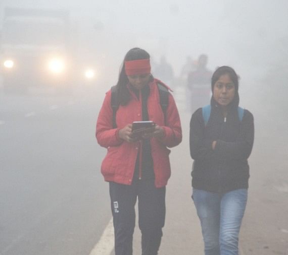 Le vent du nord-ouest a augmenté le froid, le brouillard est resté toute la journée à Kanpur Dehat