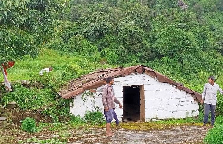 Jika ada awan di siang hari, malam tidak bersinar Jika Ada Awan Di Siang Hari, Malam Tidak Bersinar