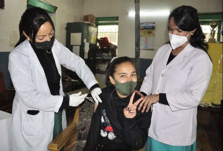 Vaccination Covid : le premier jour à Himachal, le vaccin a été administré aux adolescents plus que la cible